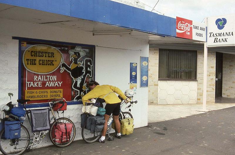 WT 0400 075-35 Australia.jpg